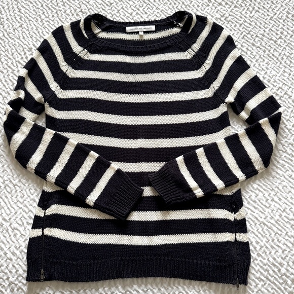 Cupcakes and Cashmere Striped Black & White Sweater, Zipper Accents, Size Small - Picture 5 of 10